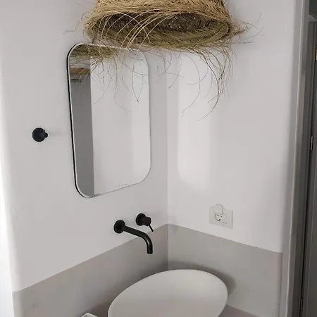 Hotel apartamentowy Psathaki Kímolos