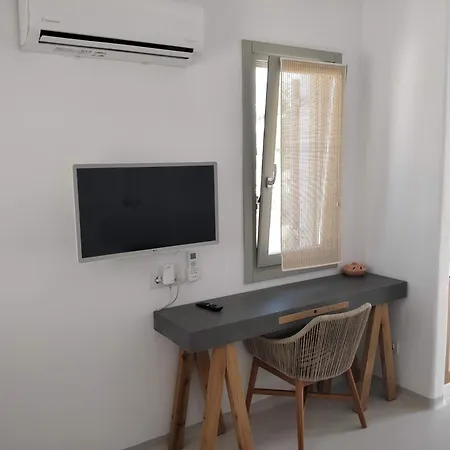 Hotel apartamentowy Psathaki Kímolos