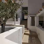 Psathaki Hotel apartamentowy 4*
