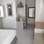 Psathaki Hotel apartamentowy 4*