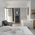 Psathaki Hotel apartamentowy 4*