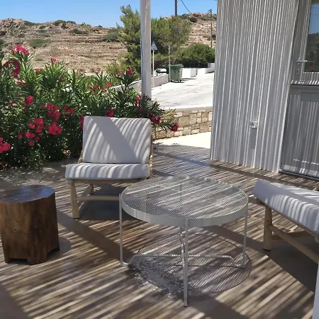 Psathaki Aparthotel Kímolos