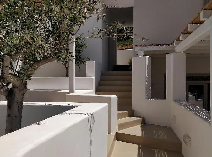 Psathaki アパートホテル 4*