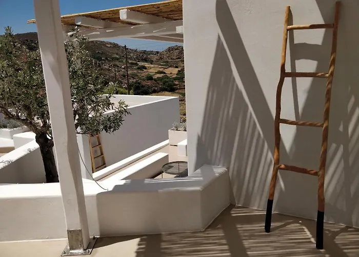 アパートホテル Psathaki Kímolos