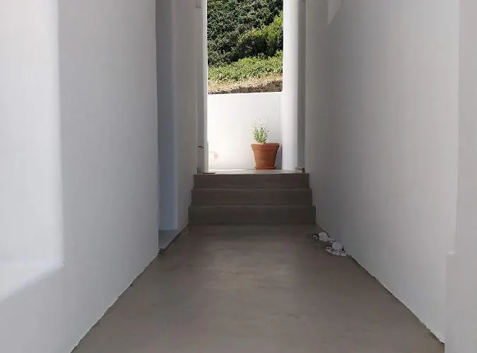 アパートホテル Psathaki 4*